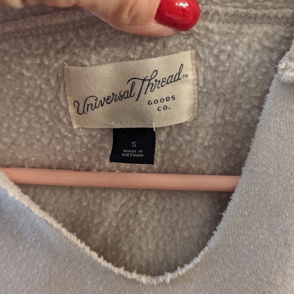 Universal thread, small, bone, ivory, beige hoodie - Picture 3 of 6